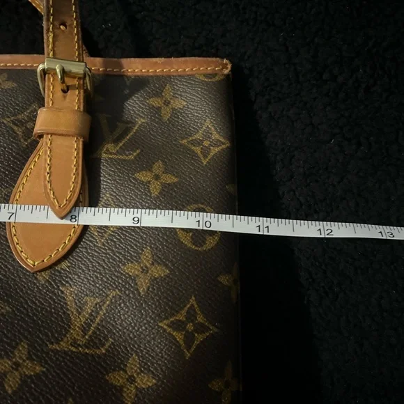 Authentic w’ COA Louis Vuitton Monogram Canvas Mini Bucket Bag (AR1929) - Picture 9 of 16